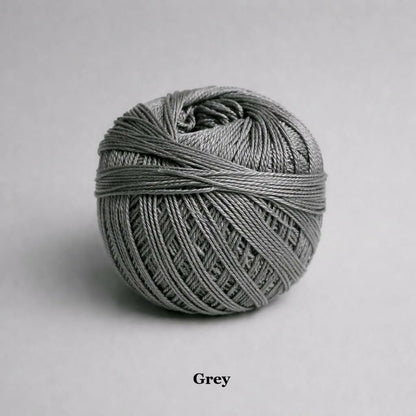 Classic green size 10 mercerized cotton crochet thread ball for vibrant lacework and micro-amigurumi