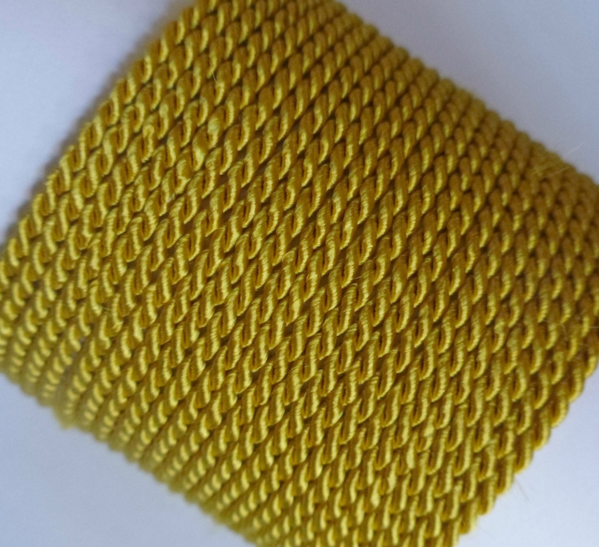2mm old gold twisted cord; antique metallic-style rope for military frogging, period costumes, and luxury decor